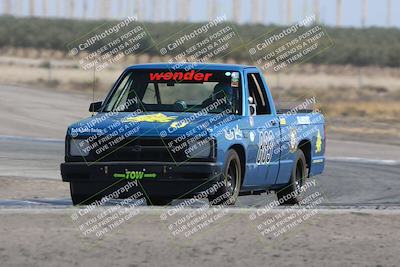 media/Sep-28-2024-24 Hours of Lemons (Sat) [[a8d5ec1683]]/1140am (Outside Grapevine)/